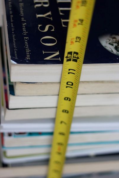 Как сделать перевернутую полку для книг polki-knig-qwesa.ru-06