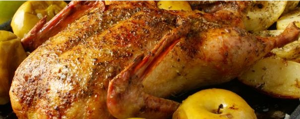 Жареная утка — проверенный рецепт. Как сделать жареную утку с яблоками и клюквой?